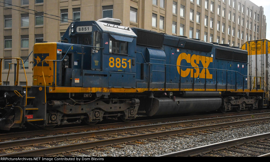 CSX 8851